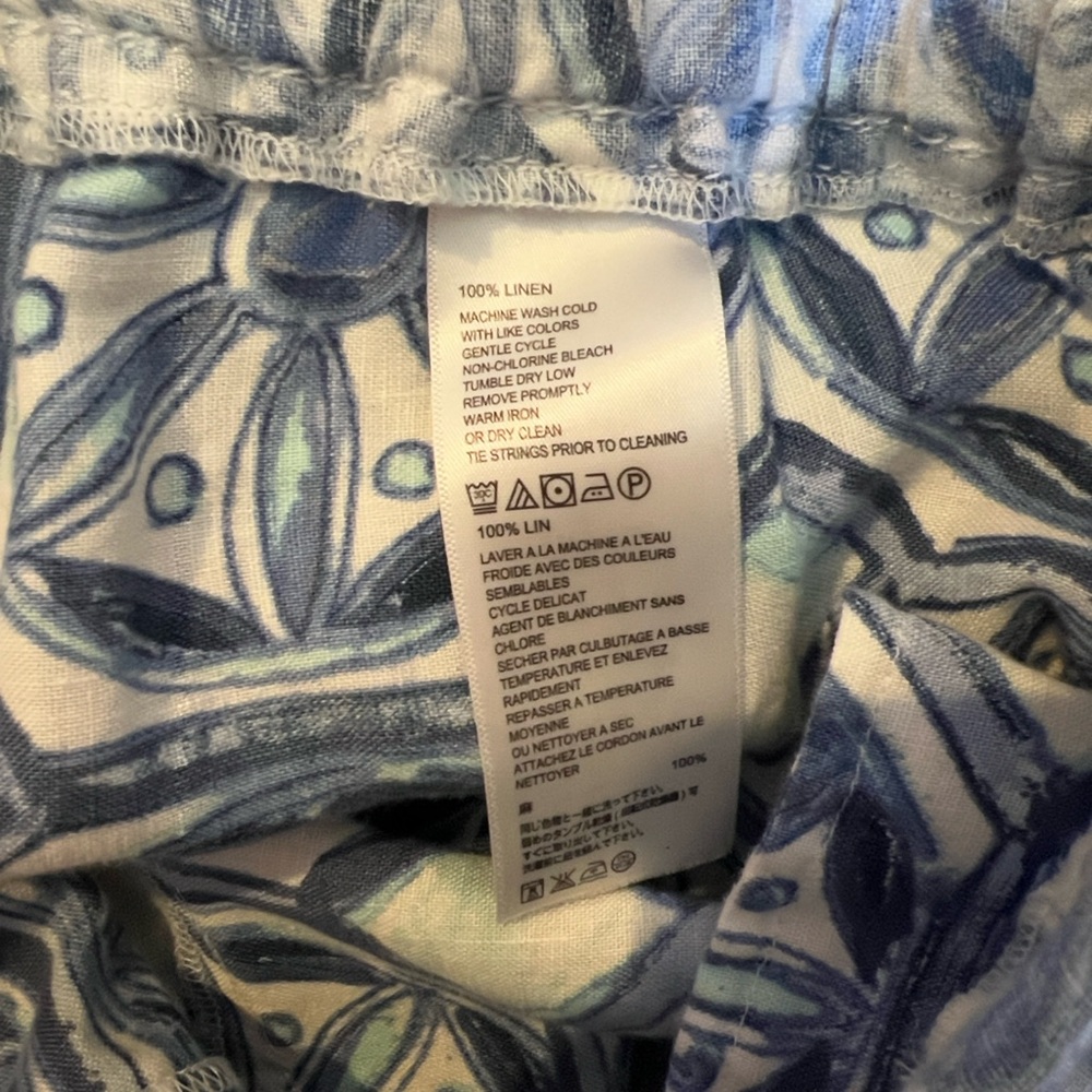 Tommy Bahama Blue and White Patterned Pants - Picture 7 of 9